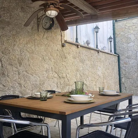 A Casina De Estela Holiday home *
